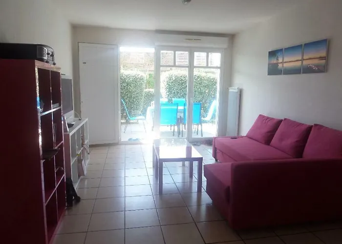 2 Pieces A De Buch Appartamento *