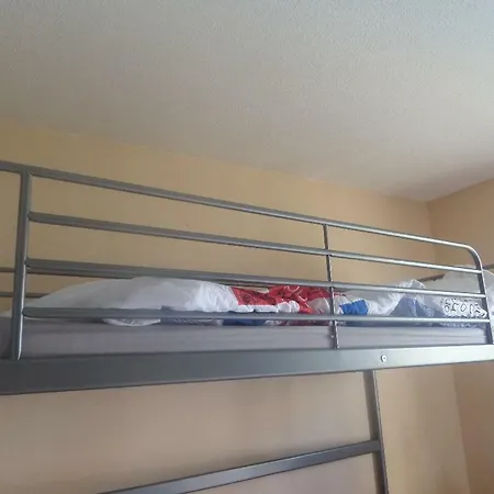 2 Pieces A De Buch Apartment